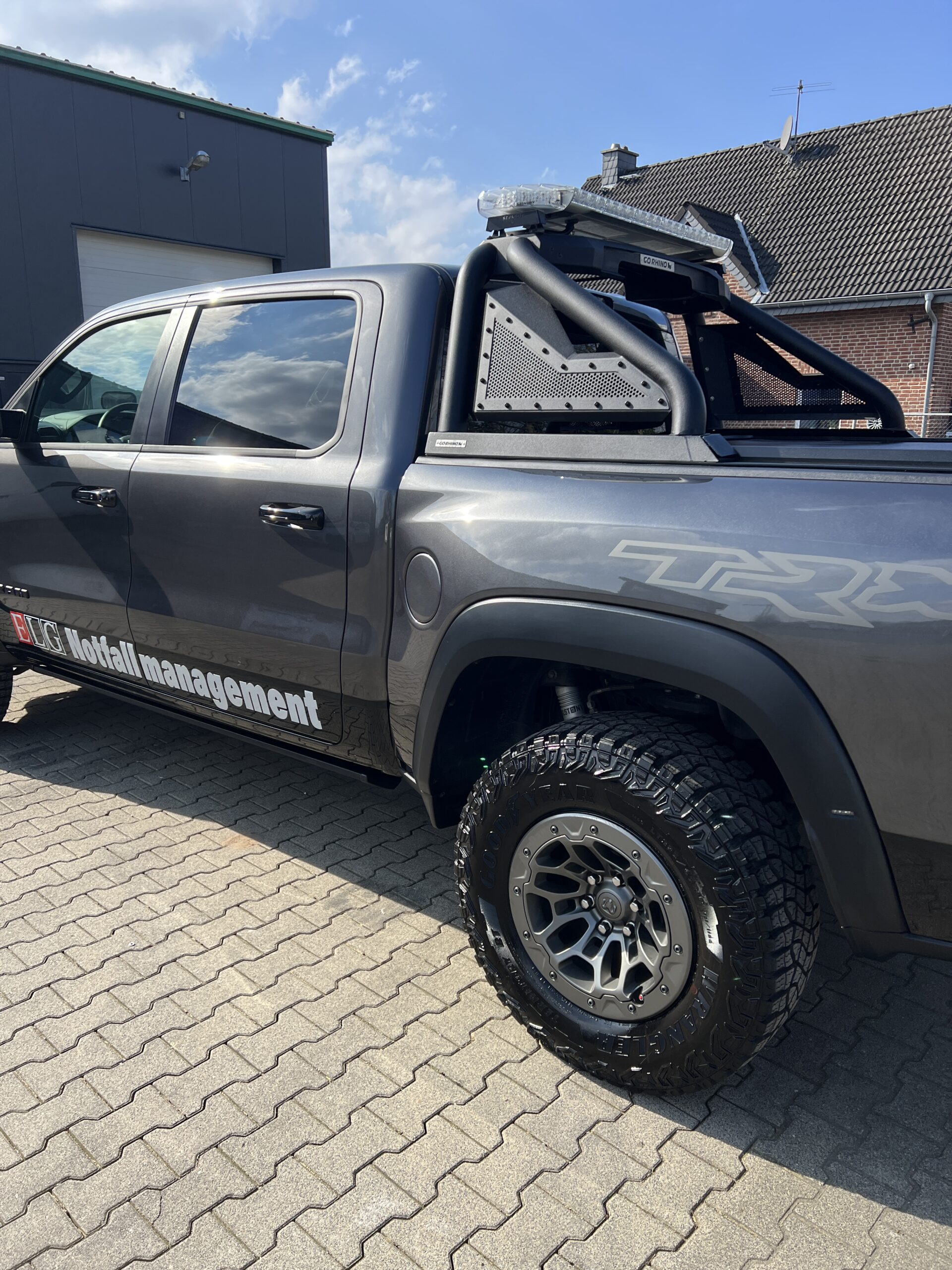 20250315_124057583_iOS